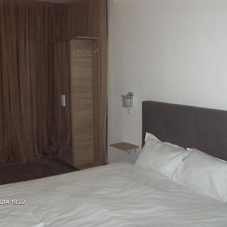 Hotel Vitan273 บูคาเรสต์ ภายนอก รูปภาพ