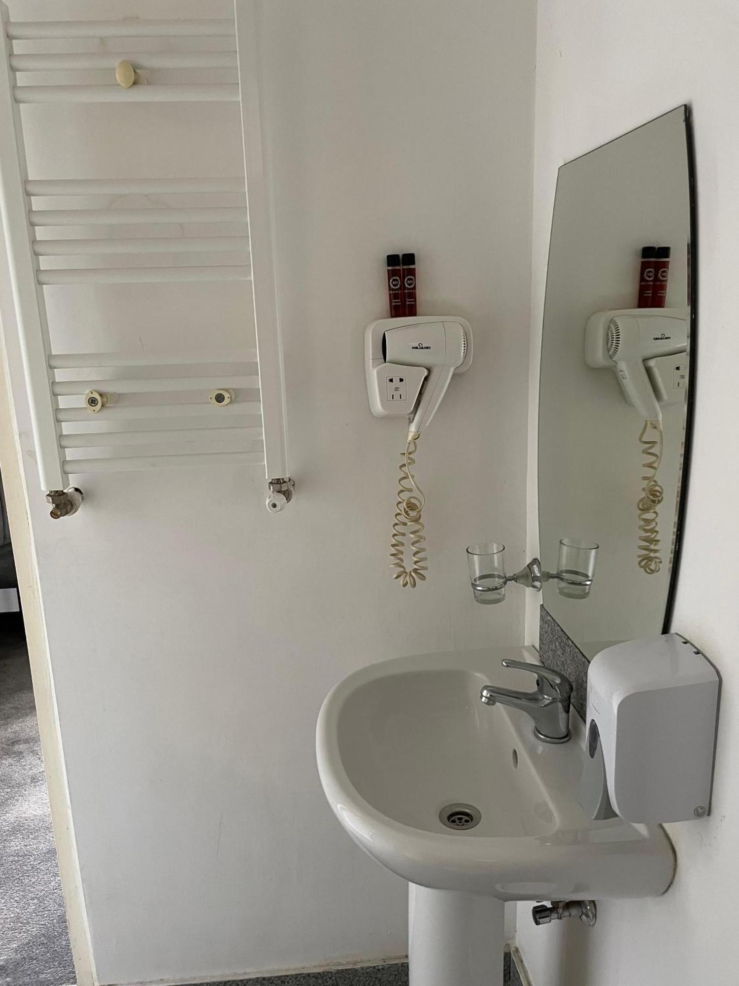 Hotel Vitan273 บูคาเรสต์ ภายนอก รูปภาพ